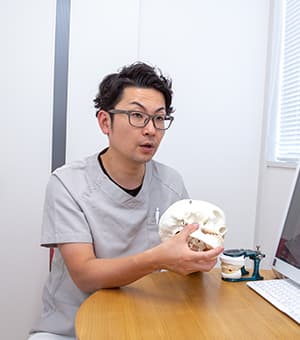 口腔外科のドクター